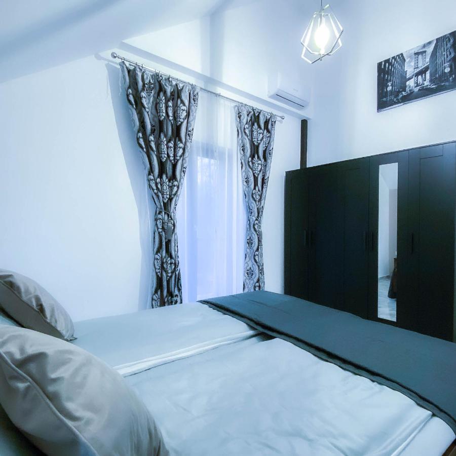 The Residence Of Silver Sky House Timisoara Esterno foto