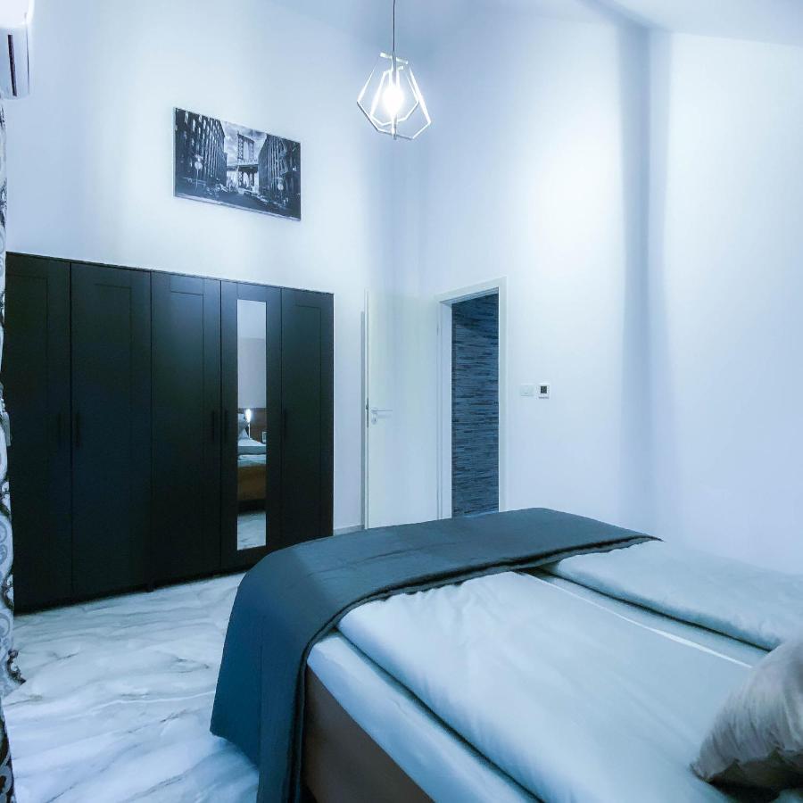 The Residence Of Silver Sky House Timisoara Esterno foto